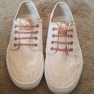 Van's canvas shoes